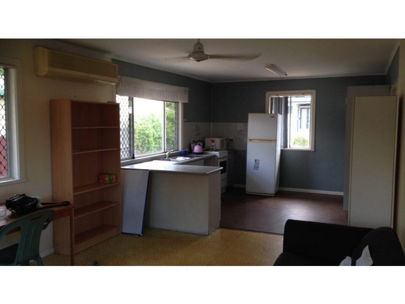 35 Neils Street, Pialba QLD 4655