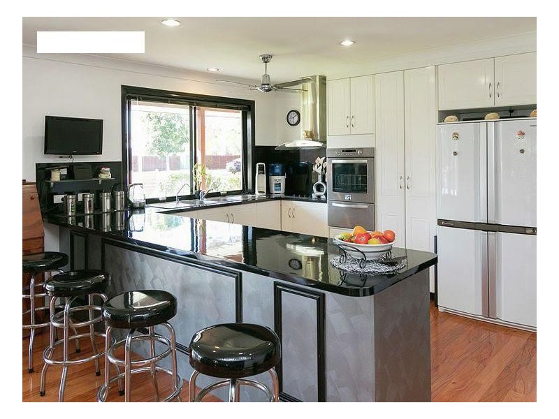 2 Tree View Road, Toogoom QLD 4655