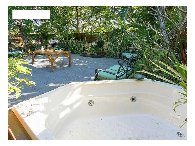 2 Tree View Road, Toogoom QLD 4655