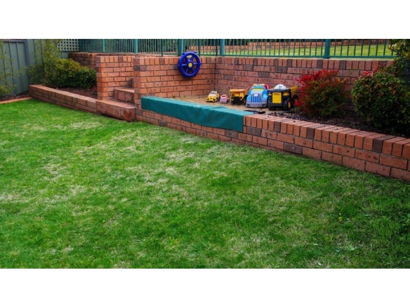 66 Amana Circuit, Orange NSW 2800