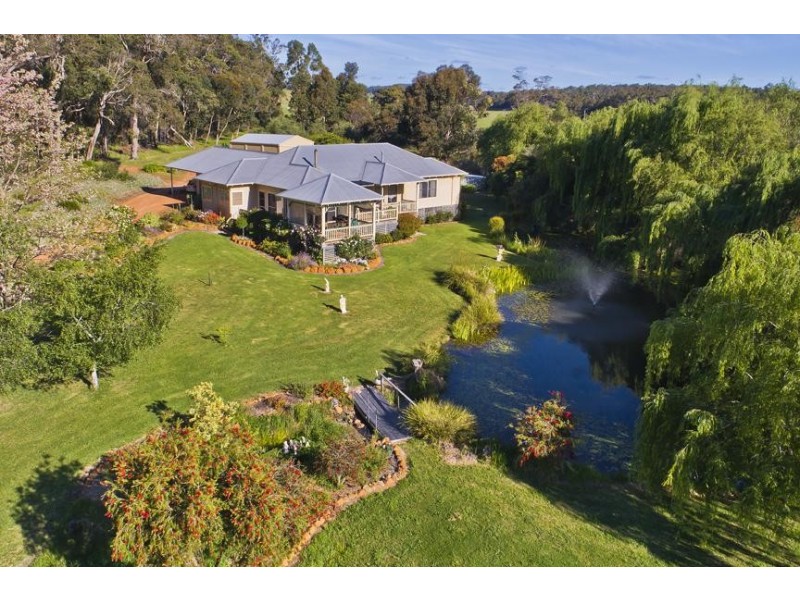 69 Roberts Road, Nannup WA 6275