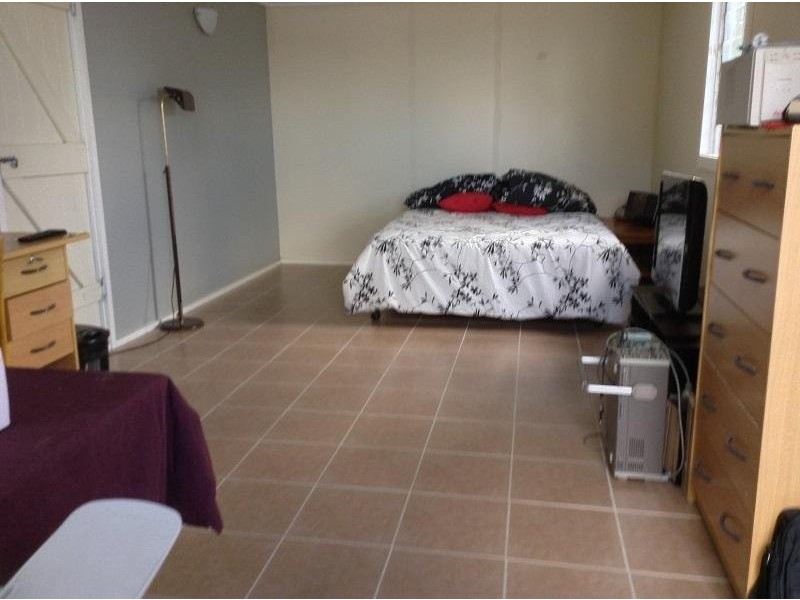 8 – 10 Inman Street, Tiaro QLD 4650