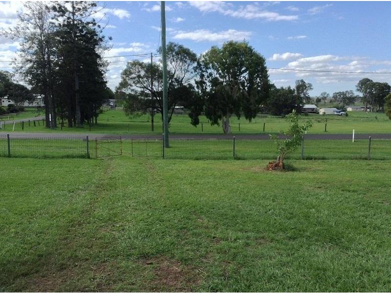 8 – 10 Inman Street, Tiaro QLD 4650