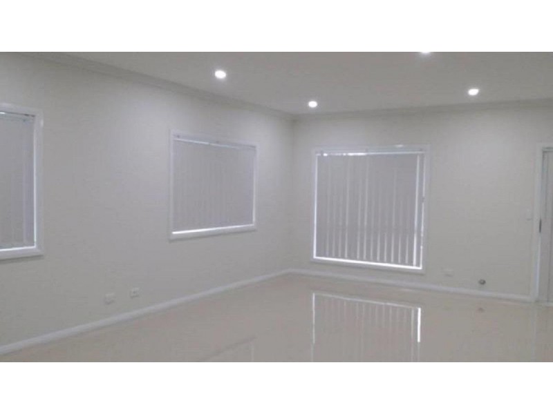 15 Gracie Road, Elderslie NSW 2570