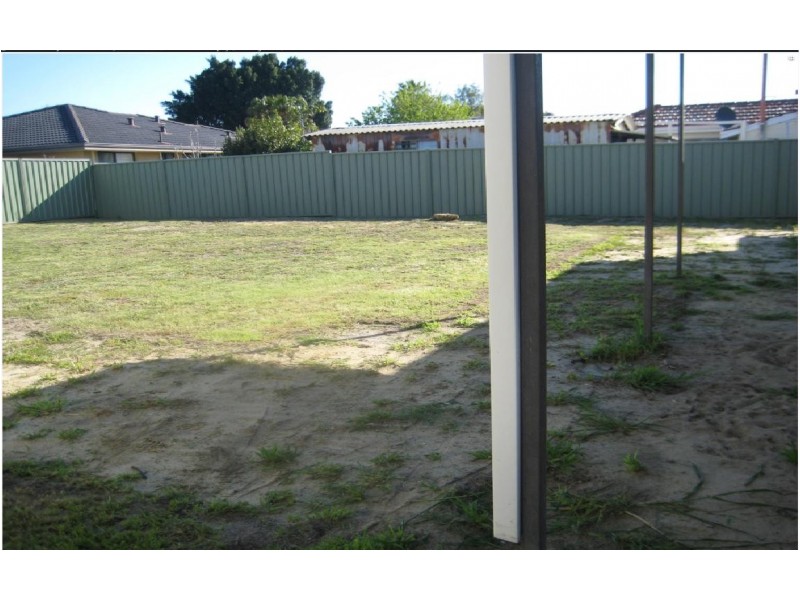 30 Mercer Way, Balga WA 6061