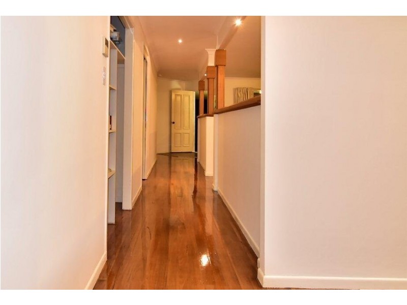 29 Shamrock Avenue, Banora Point NSW 2486