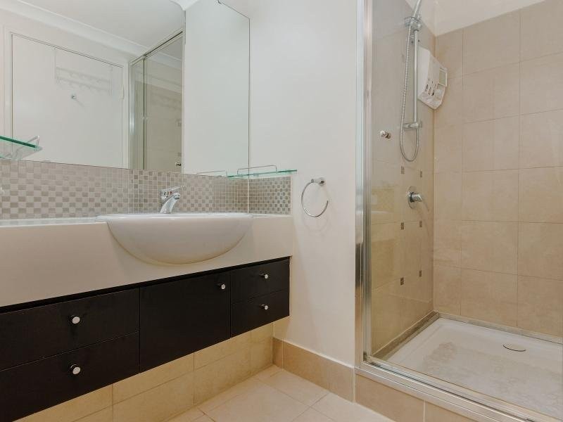 17 Rockingham Beach Road, Rockingham WA 6168