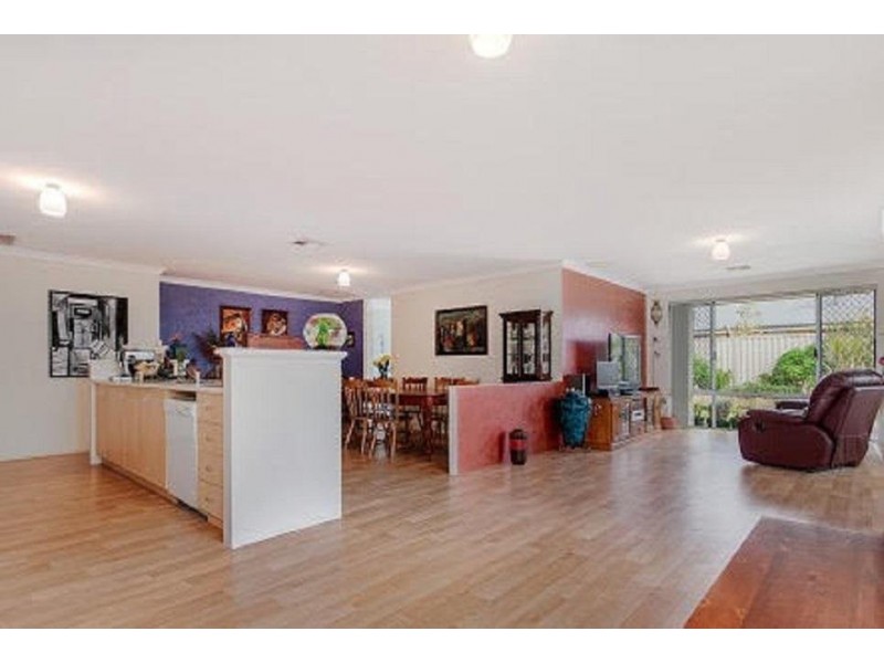 77 Forty Road, Secret Harbour WA 6173