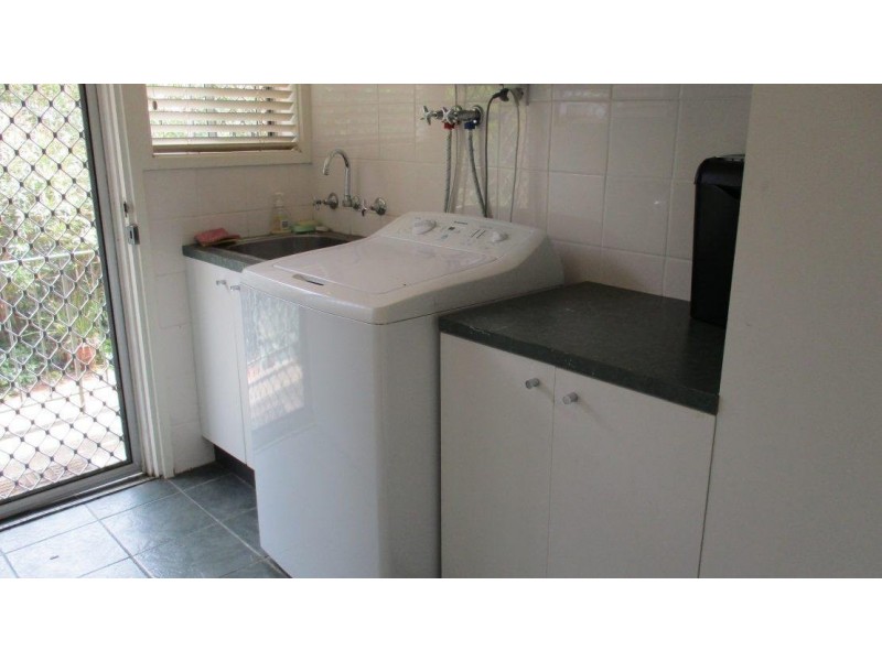 56 Pearson Street, Holder ACT 2611