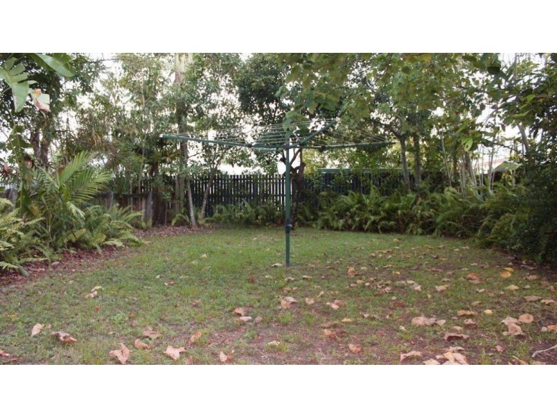 23 Lumley Street, Cairns City QLD 4870