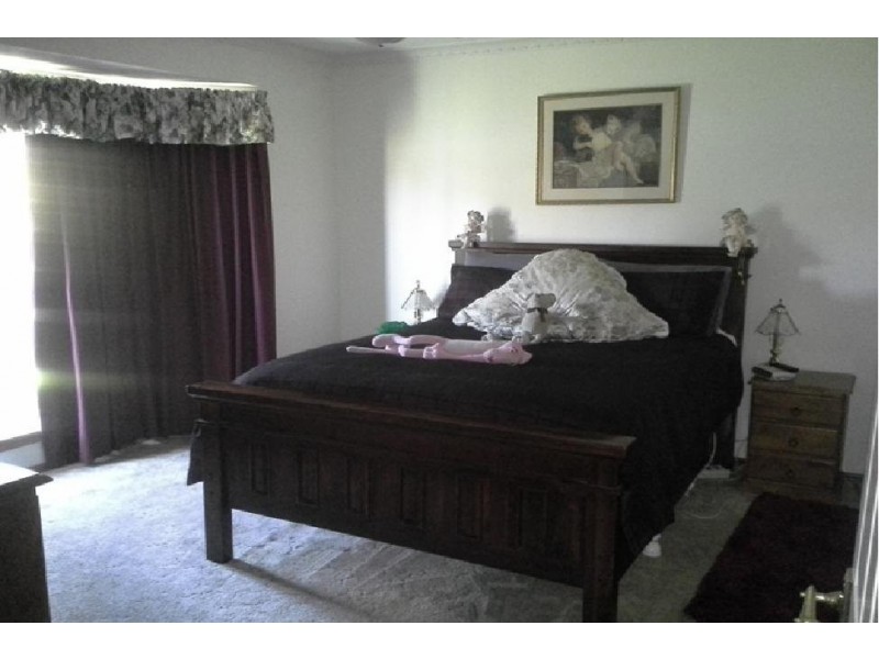 102 Bogong Avenue, Invermay Park VIC 3350