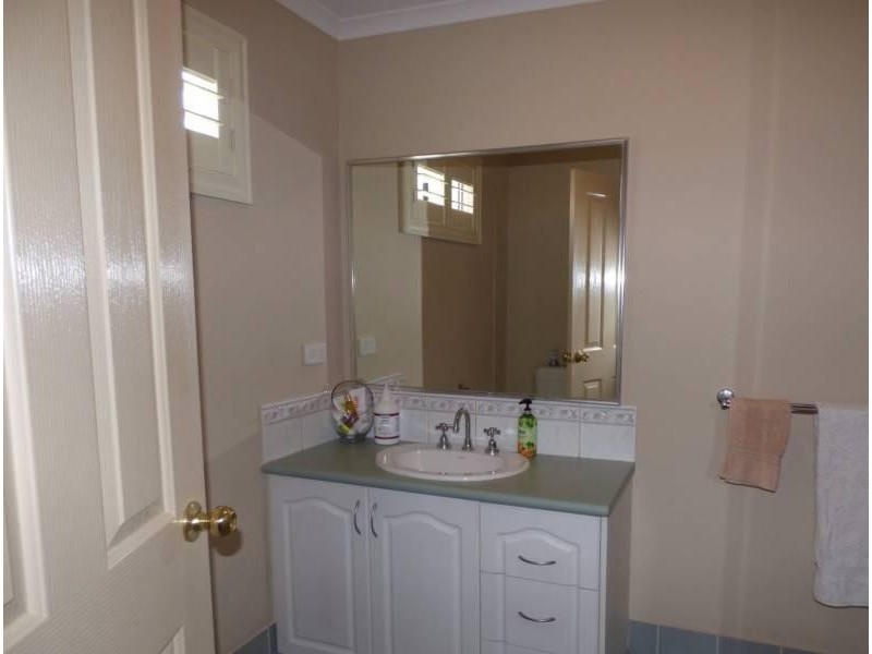 203/597 Kalamunda Road, High Wycombe WA 6057