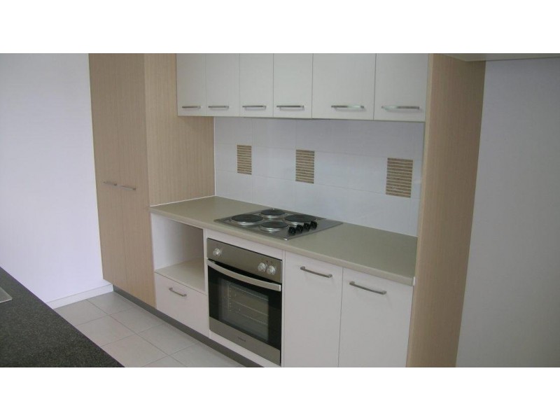 51/10 Grand Parade, Kawana Island QLD 4575