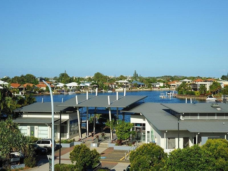 51/10 Grand Parade, Kawana Island QLD 4575