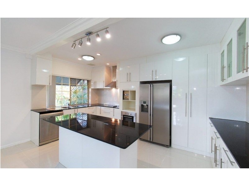57 Gladstone Road, Highgate Hill QLD 4101