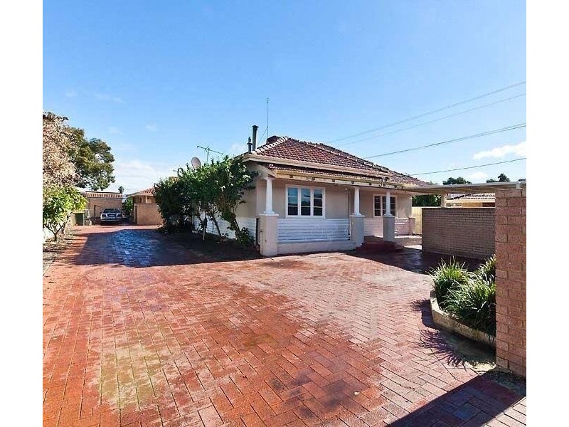 * Wroxton Street, Midland WA 6056