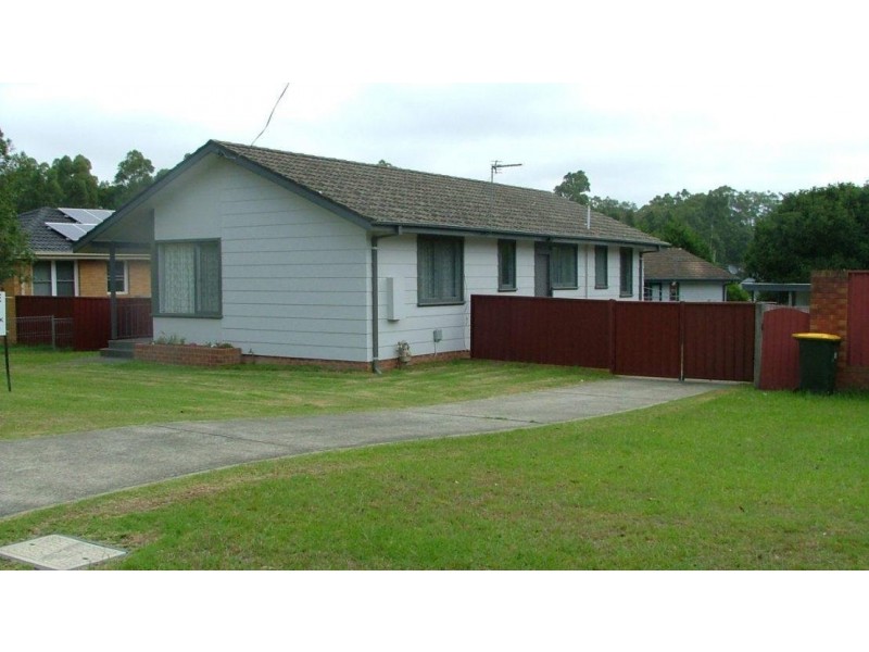 33 McDonald Avenue, Nowra NSW 2541