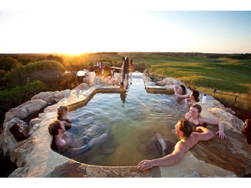 719/50 Peter Thomson Dr, Fingal VIC 3939