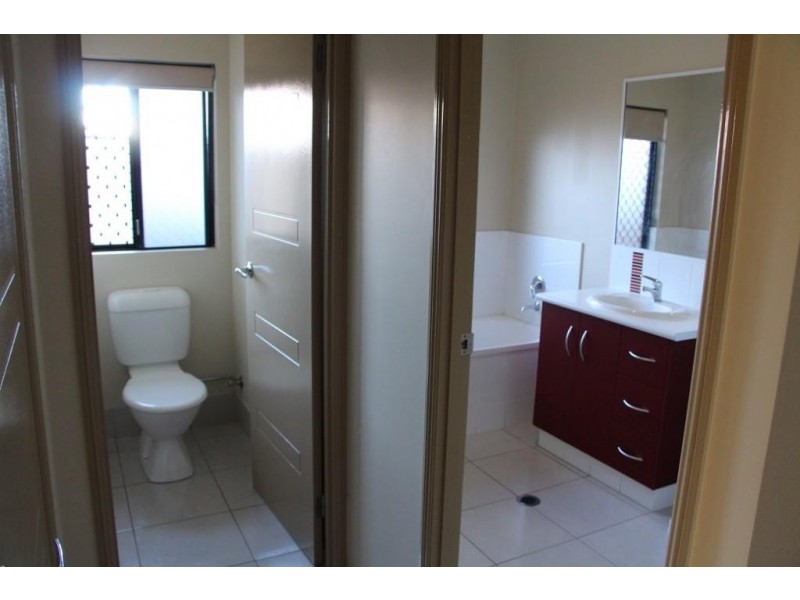 8 Peluchetti Place, Mareeba QLD 4880