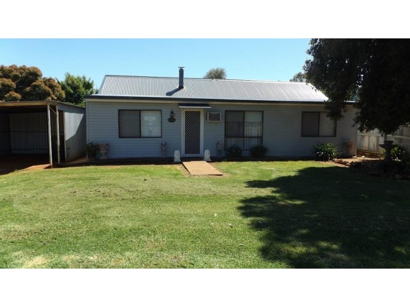 17 Dundoo Street, Tullibigeal NSW 2669