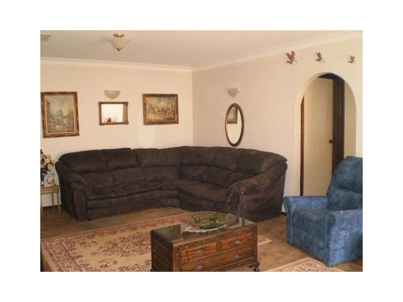 17 Dundoo Street, Tullibigeal NSW 2669