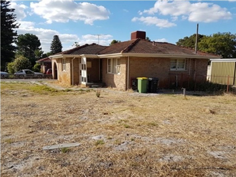 6 Meyrick Way, Langford WA 6147