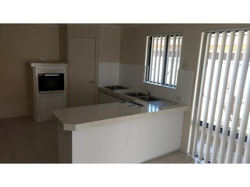 23 Menora Loop, Warnbro WA 6169