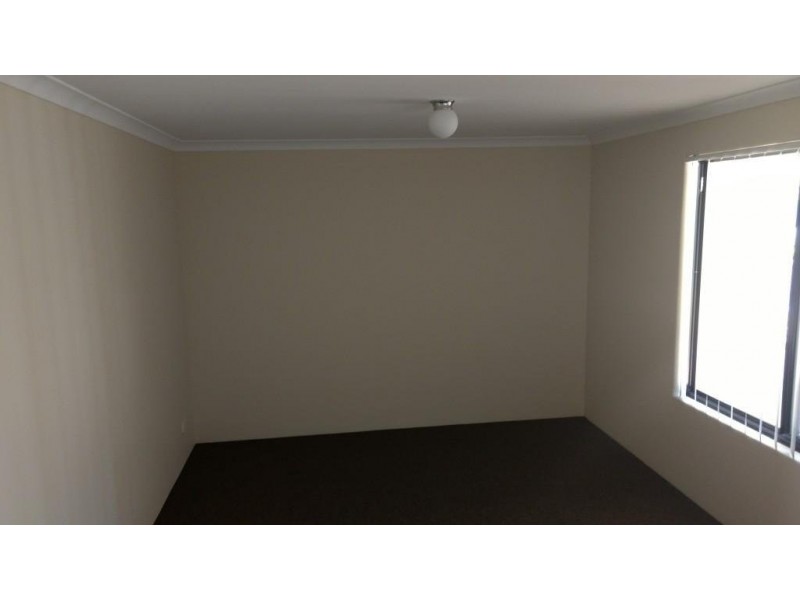 23 Menora Loop, Warnbro WA 6169