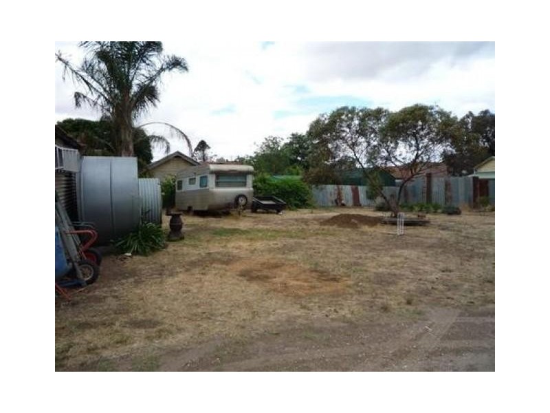 6 Canterbury Street, St Arnaud VIC 3478