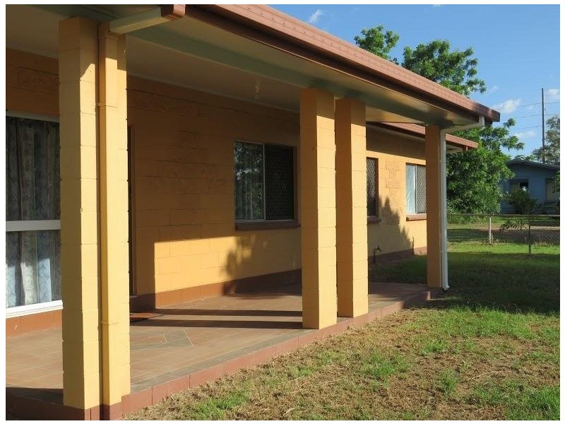 32 McArthur Street, Croydon QLD 4871