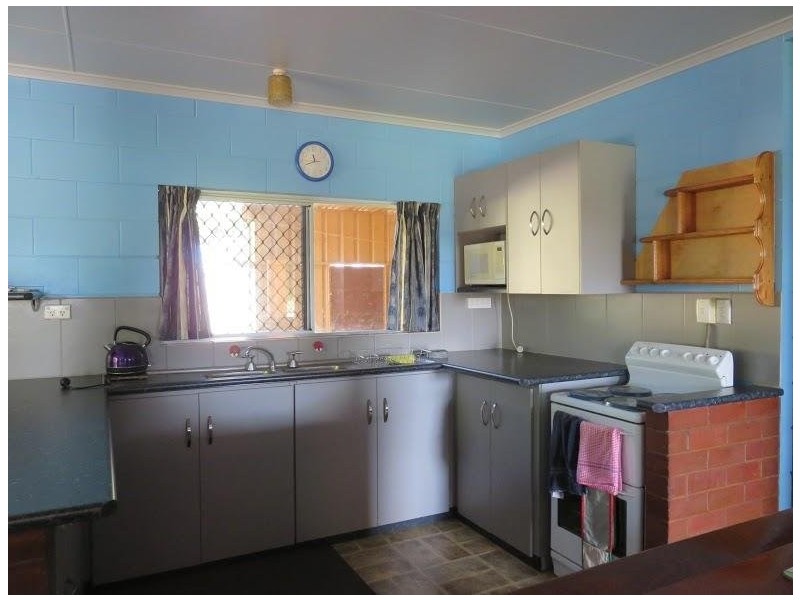 32 McArthur Street, Croydon QLD 4871