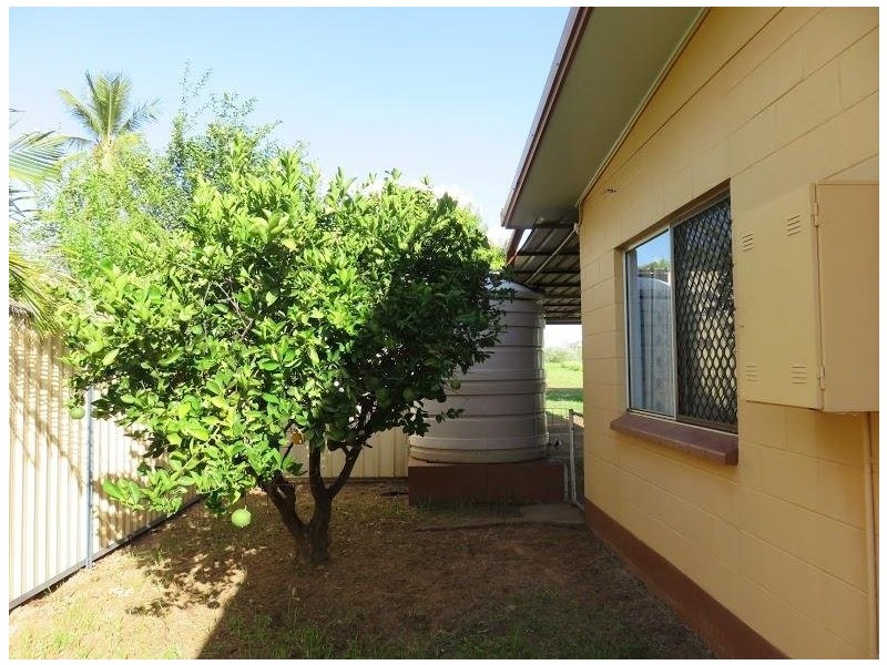 32 McArthur Street, Croydon QLD 4871