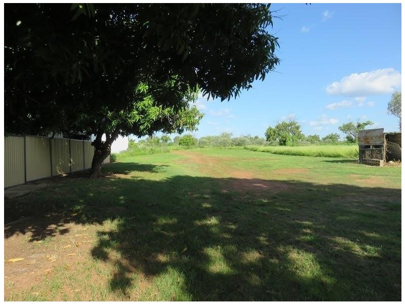 32 McArthur Street, Croydon QLD 4871