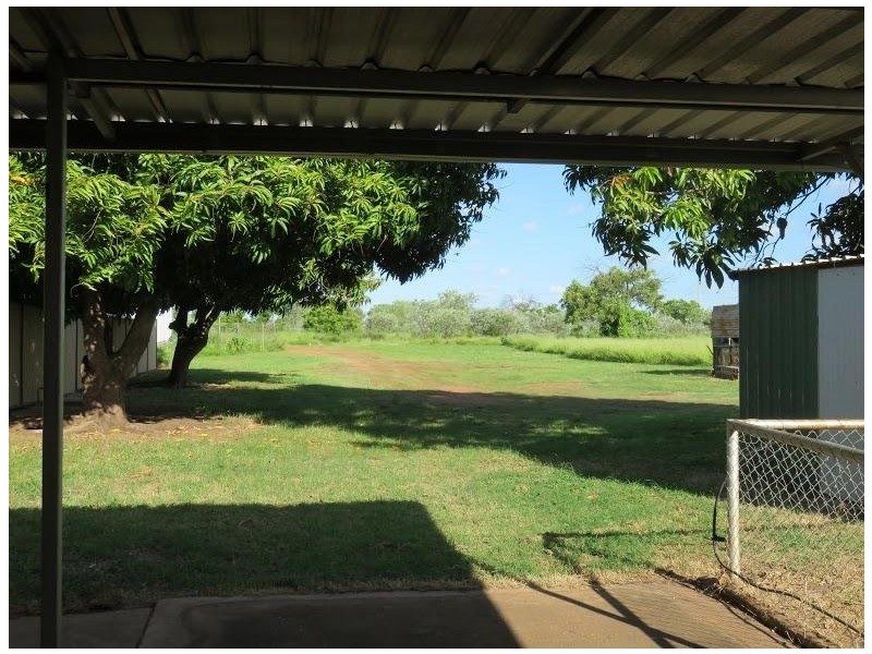 32 McArthur Street, Croydon QLD 4871