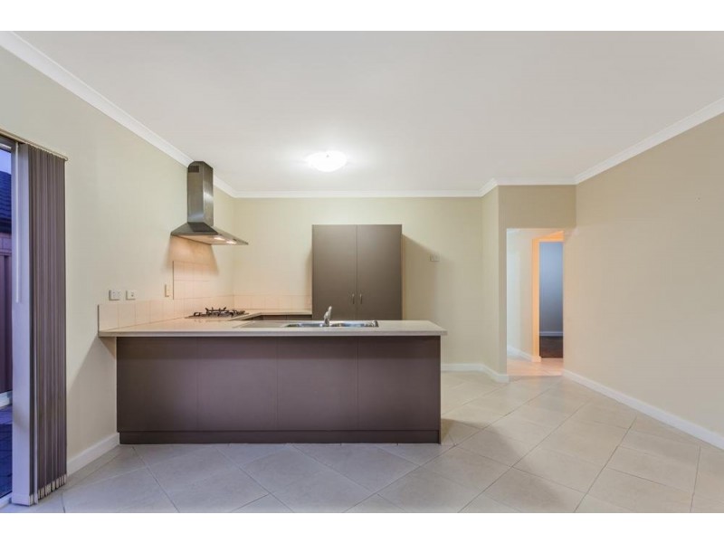 20 Fairlie Road, Canning Vale WA 6155