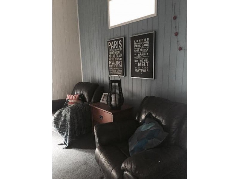 33 Mary Street, Mirani QLD 4754