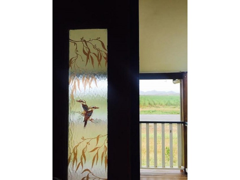 33 Mary Street, Mirani QLD 4754