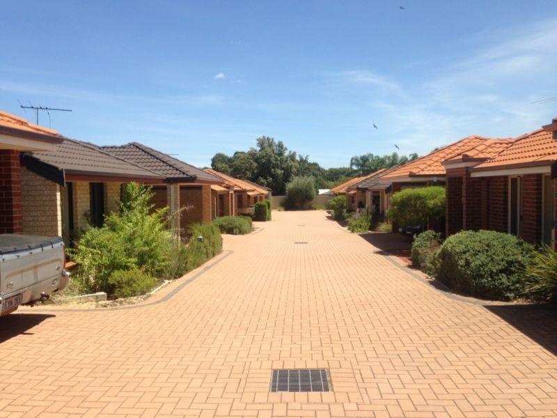 3/51 Third Avenue, Kelmscott WA 6111