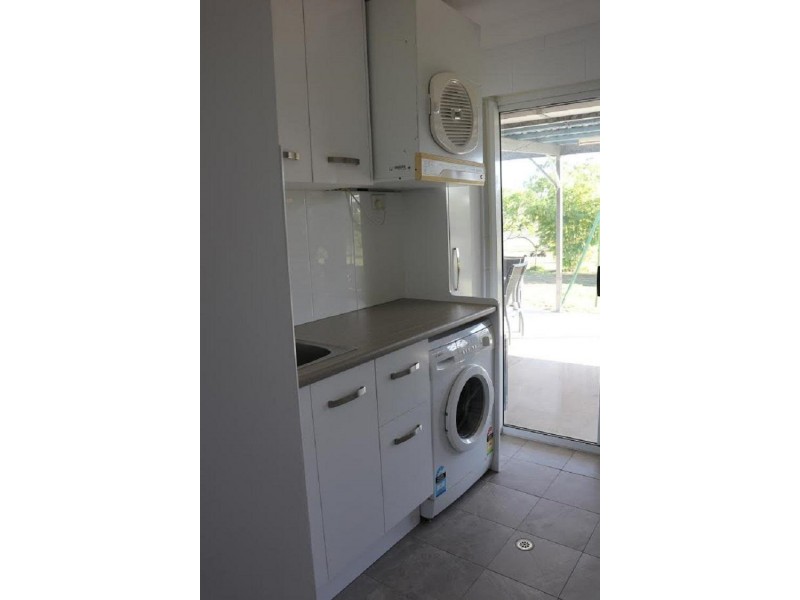 12 Hewill Drive, Gracemere QLD 4702