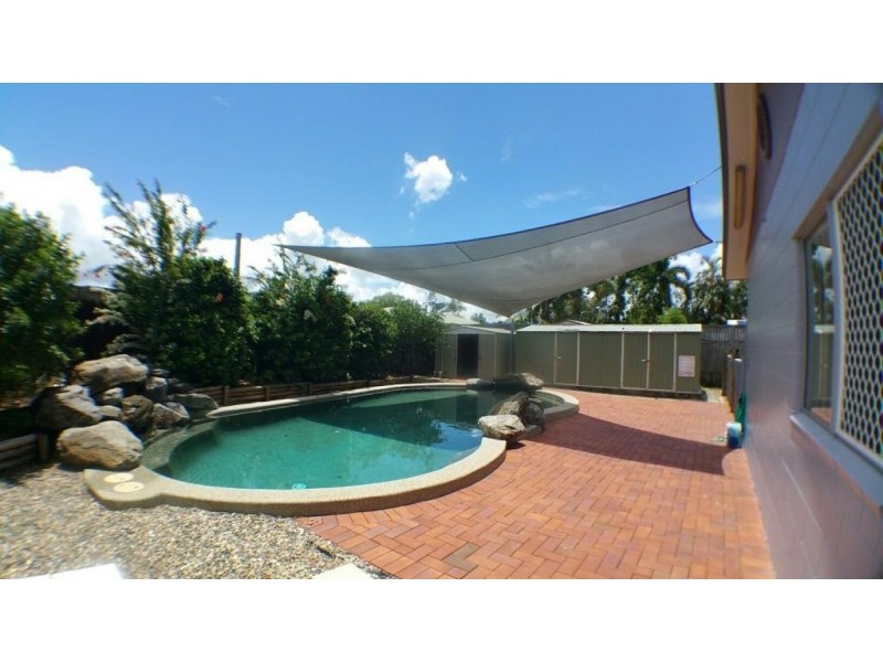 6 Diamond Street, Mount Sheridan QLD 4868