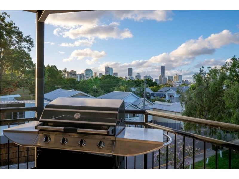 4/15 Eskgrove Street, East Brisbane QLD 4169