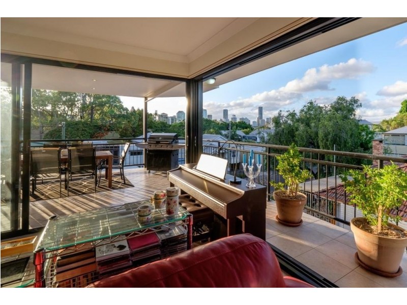 4/15 Eskgrove Street, East Brisbane QLD 4169