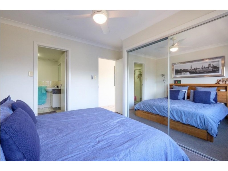 4/15 Eskgrove Street, East Brisbane QLD 4169