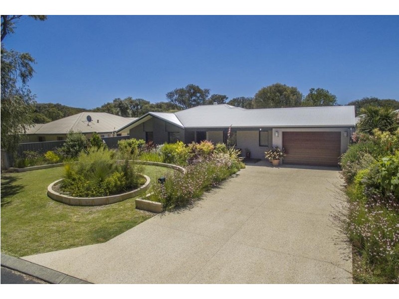 17 Harwood Road, Geographe WA 6280