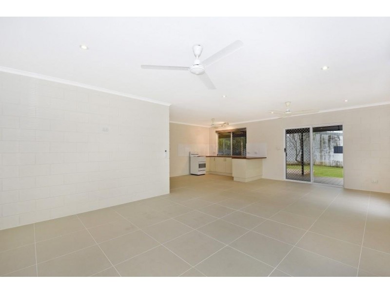 10 Compass Court, Woodroffe NT 0830