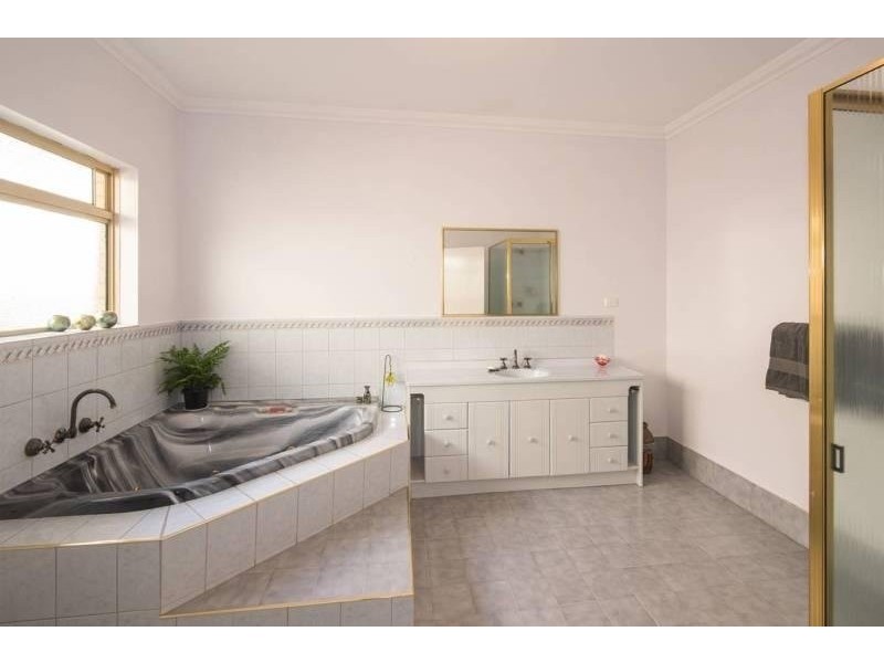 4 Mann Street, Margaret River WA 6285