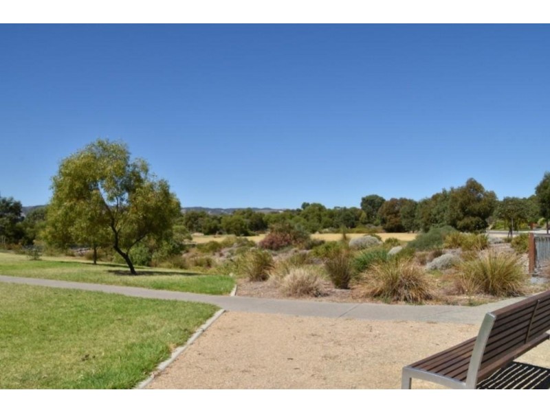 27 Kaurna Avenue, Aldinga Beach SA 5173