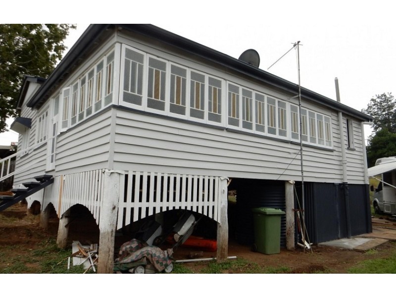 83 East Street Extended, Mount Morgan QLD 4714