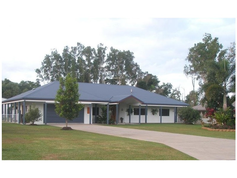 17 Sanctuary Crescent, Wongaling Beach QLD 4852