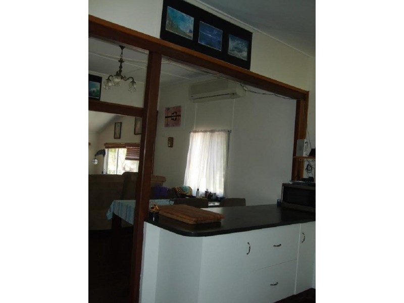 25 Findling Road, Boyne Island QLD 4680